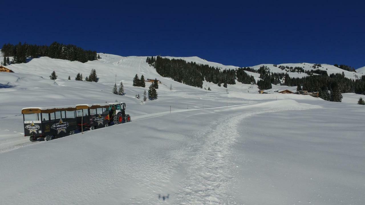 Ski In-Ski Out - Gaestehaeuser Saalbach-Hinterglemm - Wallegghof Christianhof Zewnętrze zdjęcie
